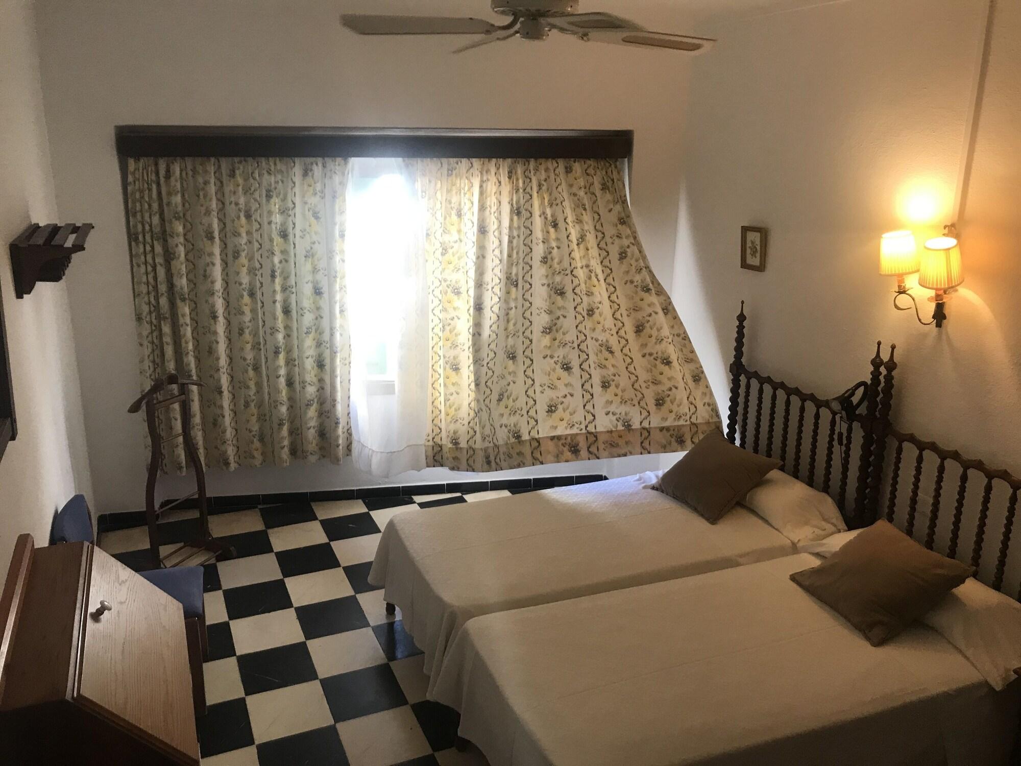 Hostal Cas Bombu Cala Ratjada  Εξωτερικό φωτογραφία